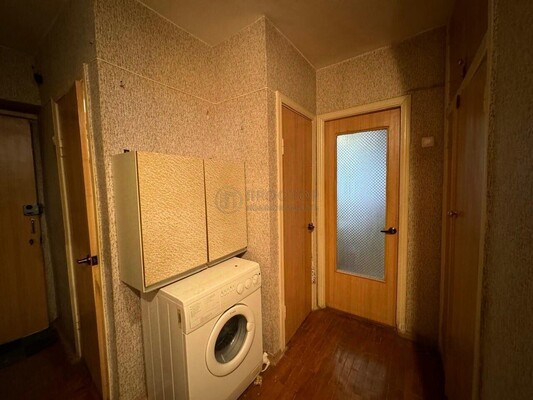 Продам двухкомнатную (2-комн.) квартиру, Тайнинская ул, 16к2, Москва г