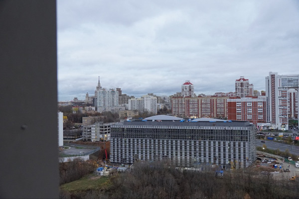 Продам трехкомнатную (3-комн.) квартиру, Генерала Дорохова ул, 49, Москва г