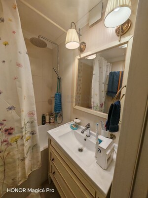 Продам трехкомнатную (3-комн.) квартиру, Поречная ул, 21, Москва г