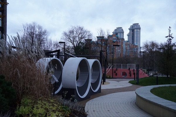 Продам трехкомнатную (3-комн.) квартиру, Генерала Дорохова ул, 49, Москва г