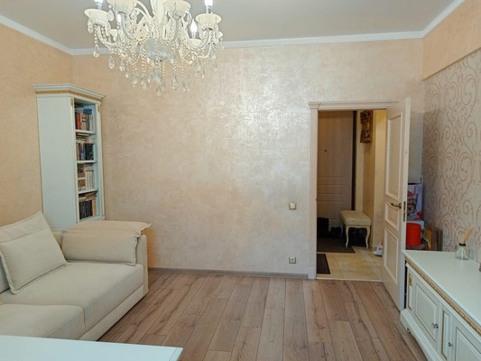 Продам трехкомнатную (3-комн.) квартиру, Трофимова ул, 35к20, Москва г