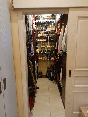 Продам трехкомнатную (3-комн.) квартиру, Трофимова ул, 35к20, Москва г