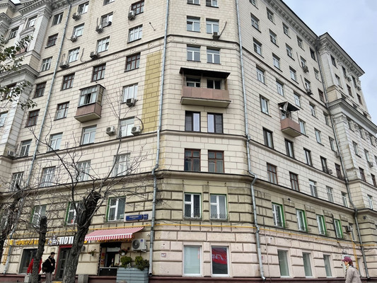 Продам трехкомнатную (3-комн.) квартиру, Трофимова ул, 35к20, Москва г