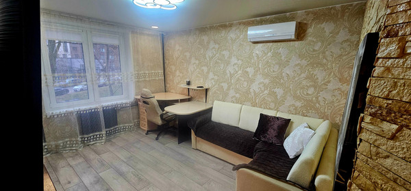 Продам двухкомнатную (2-комн.) квартиру, Академика Павлова ул, 46, Москва г