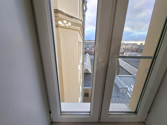 Продам двухкомнатную (2-комн.) квартиру, Мира ул, 35, Санкт-Петербург г