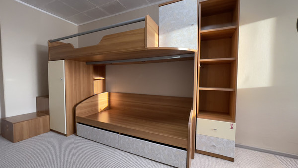 Продам трехкомнатную (3-комн.) квартиру, Ангарская (Батарейная тер.) ул, 9, Иркутск г