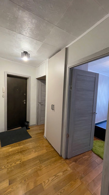 Продам трехкомнатную (3-комн.) квартиру, Ангарская (Батарейная тер.) ул, 9, Иркутск г