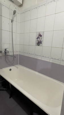 Продам трехкомнатную (3-комн.) квартиру, Ангарская (Батарейная тер.) ул, 9, Иркутск г