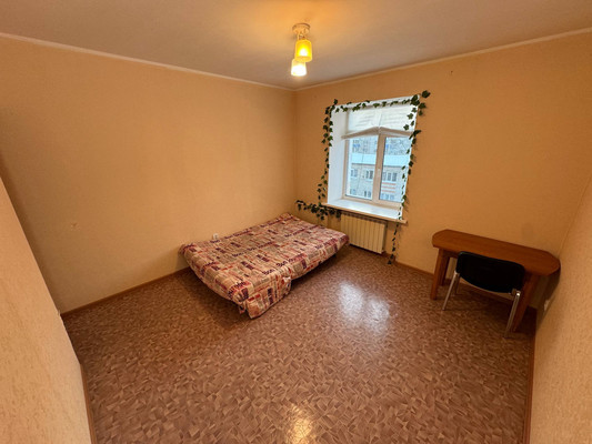 Продам двухкомнатную (2-комн.) квартиру, Мира пр-кт, 13, Комсомольск-на-Амуре г