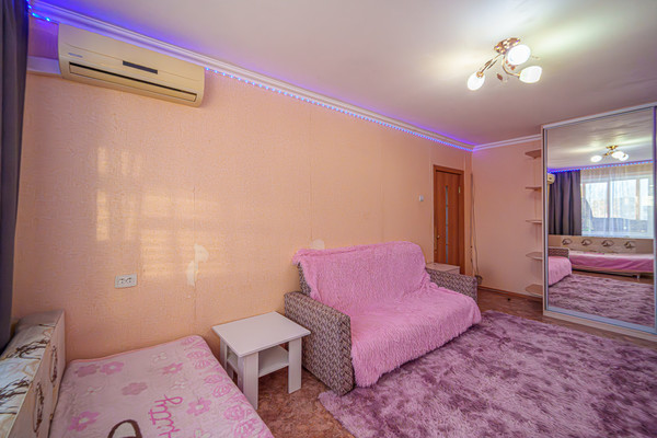 Продам однокомнатную (1-комн.) квартиру, Милиционера Власова ул, 35, Пермь г