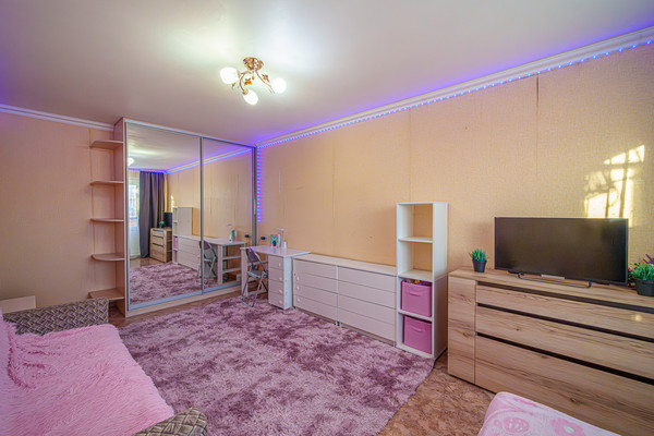 Продам однокомнатную (1-комн.) квартиру, Милиционера Власова ул, 35, Пермь г