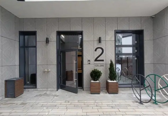 Продам однокомнатную (1-комн.) квартиру, Сергея Джанбровского ул, 27к2, Дударева д