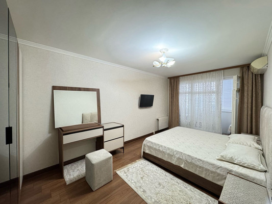 Продам однокомнатную (1-комн.) квартиру, Калмыкова ул, 233, Нальчик г