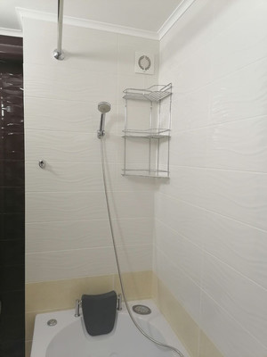 Продам двухкомнатную (2-комн.) квартиру, Осенняя ул, 7, Калининград г