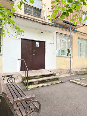 Продам двухкомнатную (2-комн.) квартиру, Ашурова ул, 16, Нальчик г