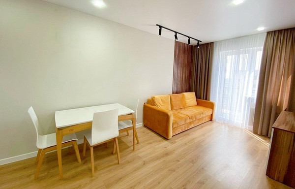 Продам двухкомнатную (2-комн.) квартиру, Волжская (Центральный р-н) ул, 34, Сочи г