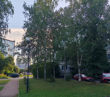 Продам двухкомнатную (2-комн.) квартиру, 12, Новоселье гп