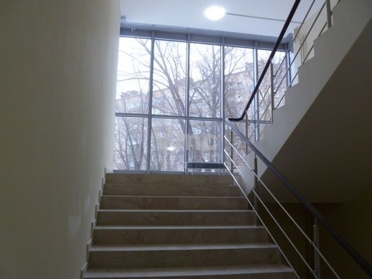 Сдам коммерческое помещение 187,4 м2, Дербеневская ул, 15Б, Москва г