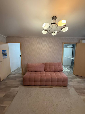 Продам двухкомнатную (2-комн.) квартиру, Гвардейская ул, 38, Казань г