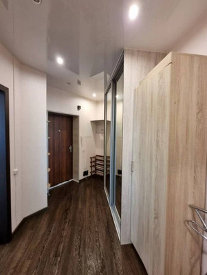 Продам однокомнатную (1-комн.) квартиру, Анны Коньковой ул, 10, Ханты-Мансийск г