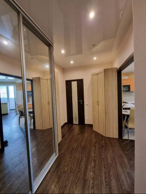 Продам однокомнатную (1-комн.) квартиру, Анны Коньковой ул, 10, Ханты-Мансийск г