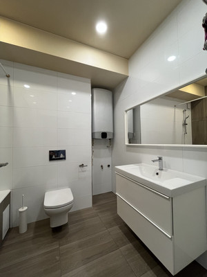 Продам однокомнатную (1-комн.) квартиру, Видова ул, 121ак1, Новороссийск г