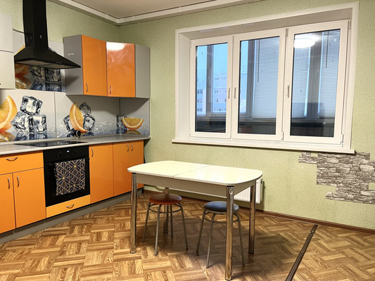 Продам трехкомнатную (3-комн.) квартиру, Артемьевская ул, 1, Кондратово д