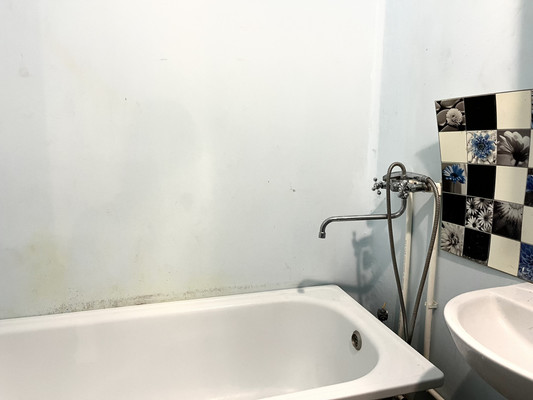 Продам трехкомнатную (3-комн.) квартиру, Артемьевская ул, 1, Кондратово д