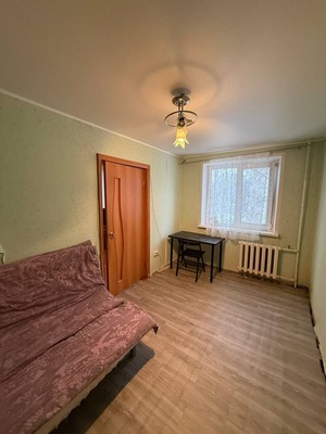 Продам двухкомнатную (2-комн.) квартиру, Военный 34-й городок, 142, Казань г