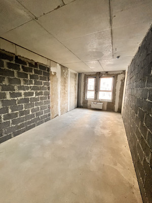 Продам трехкомнатную (3-комн.) квартиру, Григорьева ул, 12к1, Новороссийск г