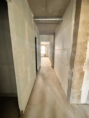 Продам трехкомнатную (3-комн.) квартиру, Григорьева ул, 12к1, Новороссийск г