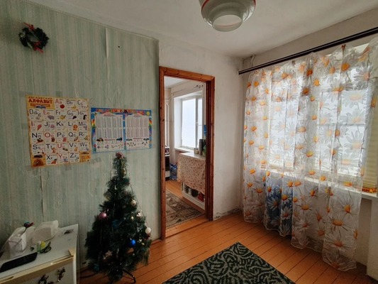 Продам многокомнатную квартиру, Комсомольская ул, 154, Кропоткин г