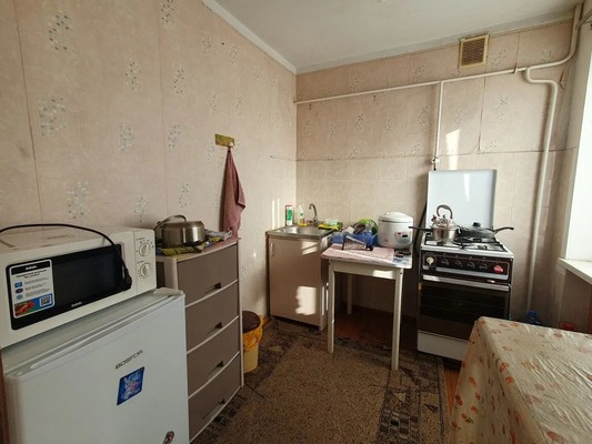 Продам многокомнатную квартиру, Комсомольская ул, 154, Кропоткин г