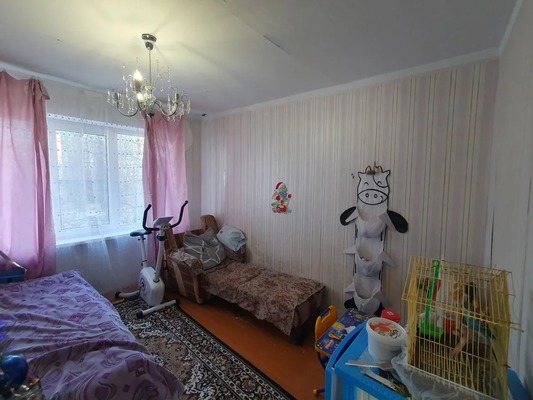 Продам многокомнатную квартиру, Комсомольская ул, 154, Кропоткин г