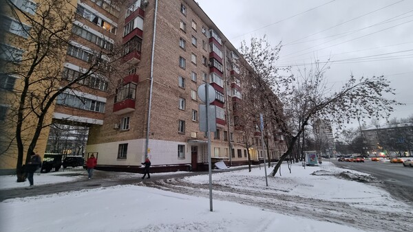 Продам однокомнатную (1-комн.) квартиру, Планетная ул, 49, Москва г