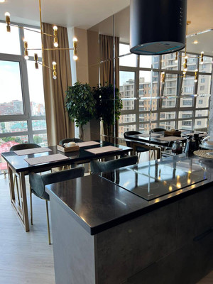 Продам трехкомнатную (3-комн.) квартиру, Чистопольская ул, 40, Казань г