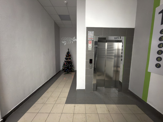 Продам двухкомнатную (2-комн.) квартиру, Галеева ул, 8ак1, Казань г