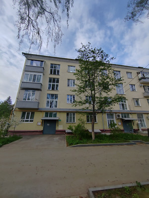 Продам трехкомнатную (3-комн.) квартиру, Ленина ул, 21, Зеленодольск г