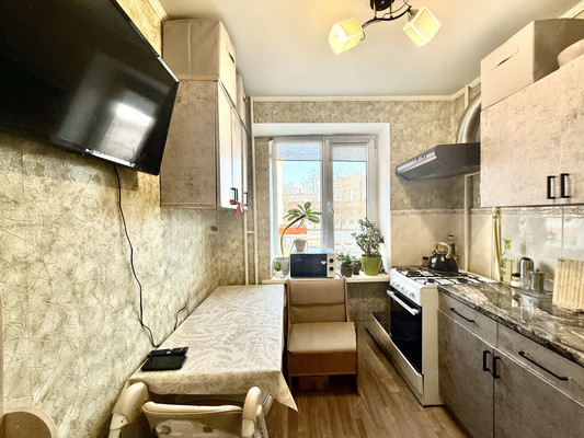 Продам однокомнатную (1-комн.) квартиру, 1 Конной Армии ул, 25, Симферополь г