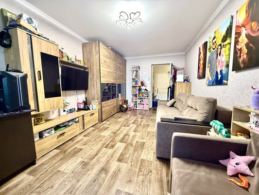 Продам однокомнатную (1-комн.) квартиру, 1 Конной Армии ул, 25, Симферополь г