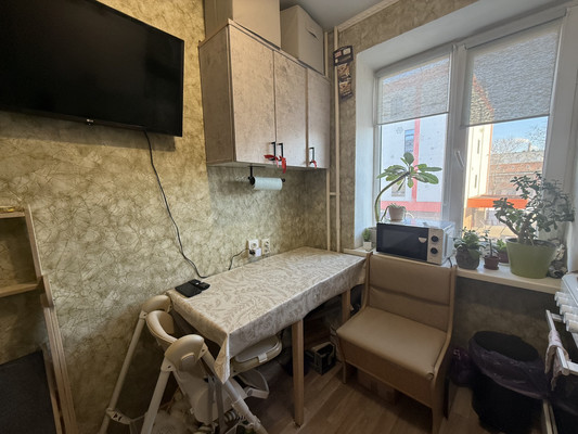 Продам однокомнатную (1-комн.) квартиру, 1 Конной Армии ул, 25, Симферополь г