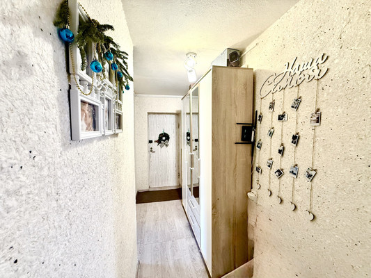 Продам однокомнатную (1-комн.) квартиру, 1 Конной Армии ул, 25, Симферополь г