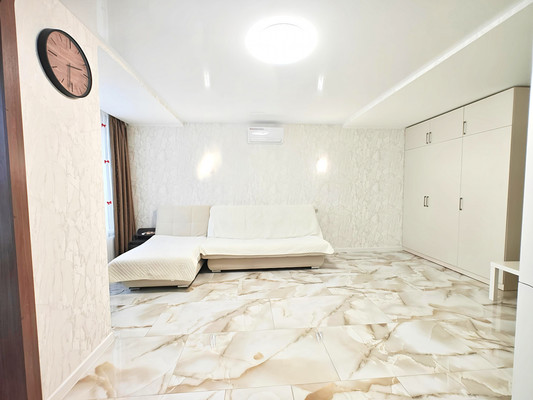 Продам однокомнатную (1-комн.) квартиру, Дорожная ул, 9, Новая Тура с