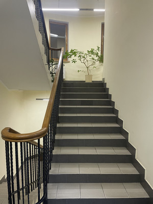 Продам трехкомнатную (3-комн.) квартиру, Машкова ул, 1, Москва г