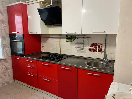 Продам двухкомнатную (2-комн.) квартиру, Чернякова ул, 7, Йошкар-Ола г