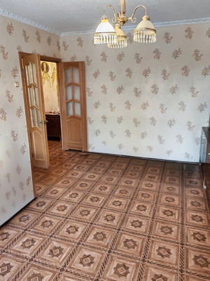 Продам двухкомнатную (2-комн.) квартиру, Строителей пр-кт, 4/6, Волгодонск г