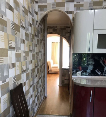 Сдам трехкомнатную (3-комн.) квартиру, Мосфильмовская ул, 17/25, Москва г