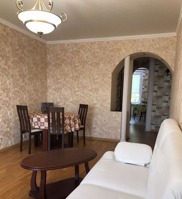 Сдам трехкомнатную (3-комн.) квартиру, Мосфильмовская ул, 17/25, Москва г