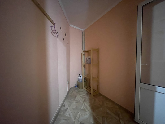 Продам трехкомнатную (3-комн.) квартиру, Баулинская (Новые Островцы мкр) ул, 4, Островцы д