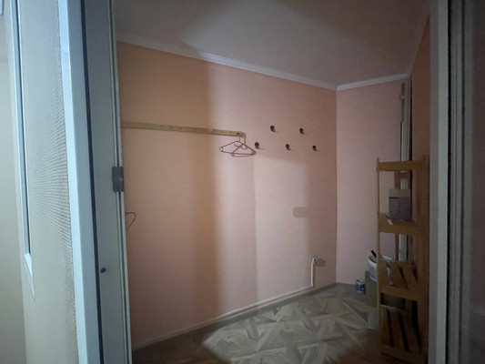 Продам трехкомнатную (3-комн.) квартиру, Баулинская (Новые Островцы мкр) ул, 4, Островцы д